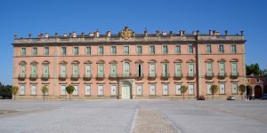 CIERRE PROVISIONAL PUERTA DEL BOSQUE DEL PALACIO DE RIOFRÍO